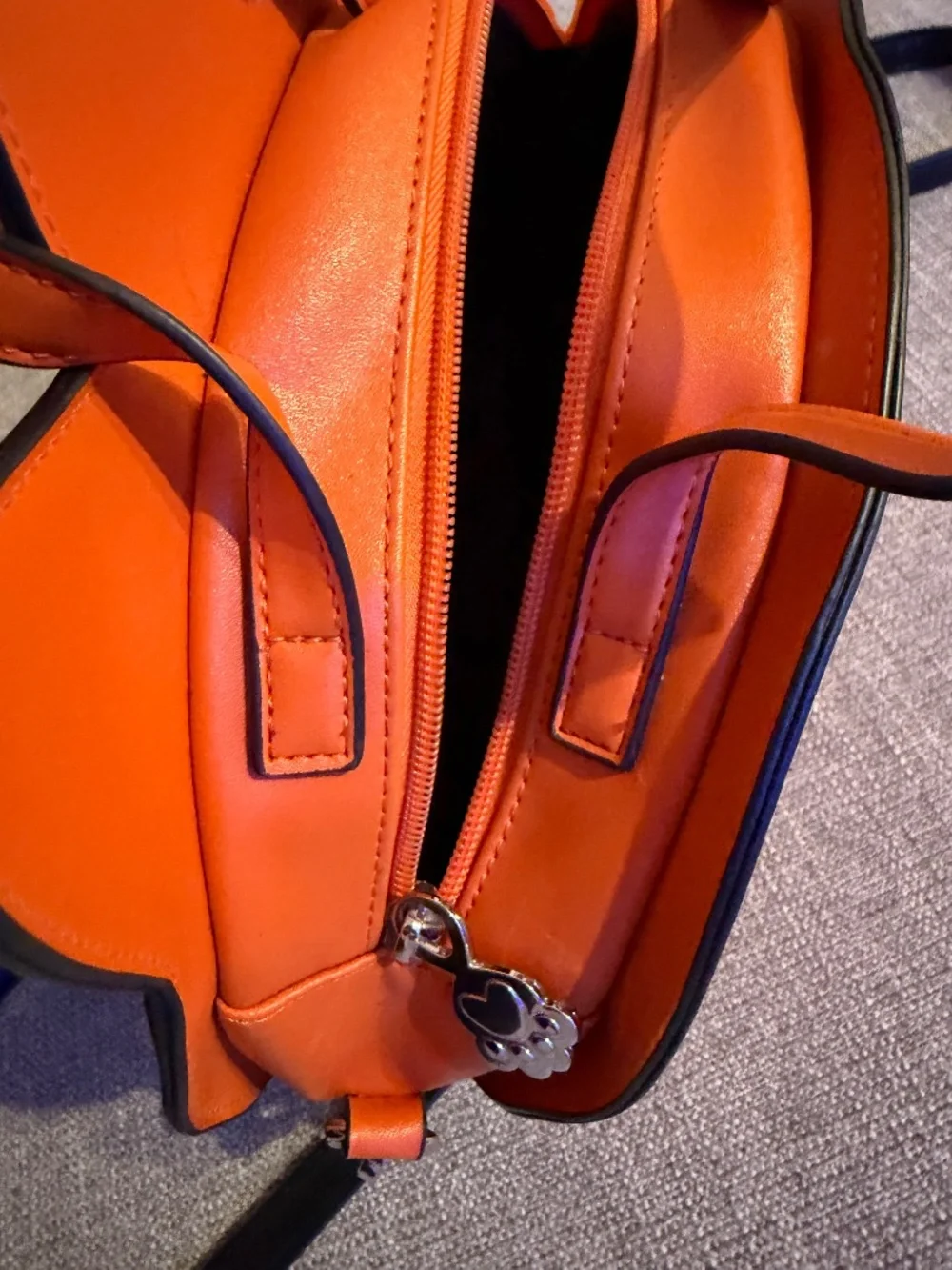 LIMITED EDITION Spooksieboo Orange Pumpkin Cat Crossbody Bag